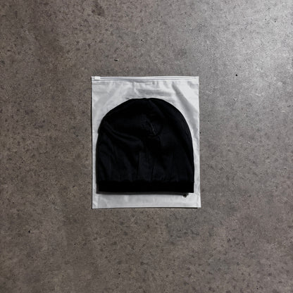 +263 SATIN LINED BEANIE - BLACK